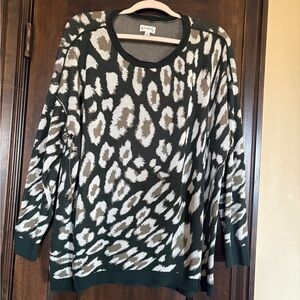Wonderly Green and Cream Animal Print Sweater
